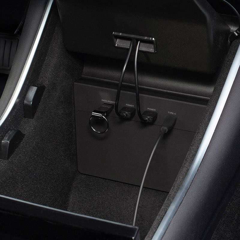 Overbevisende koks Massage USB hub - 5 porter - Tesla Model 3 - Bilkomponenter.no