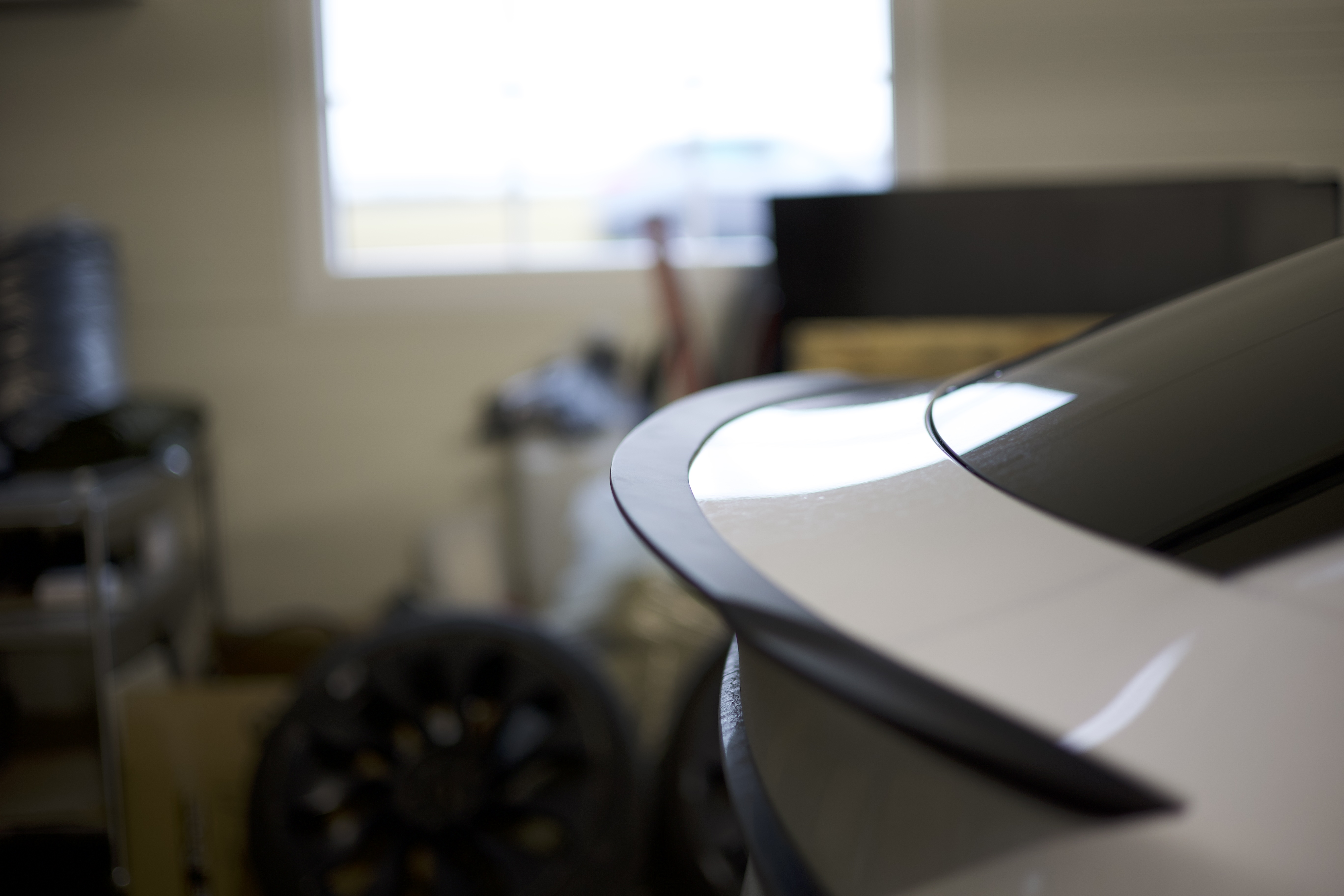 Trunk Spoiler Juniper - Matte black - Bilkomponenter.no